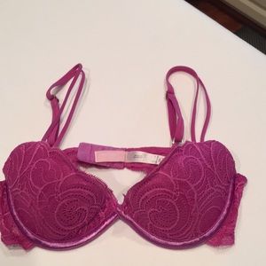 Victoria’s Secret Bra 32A